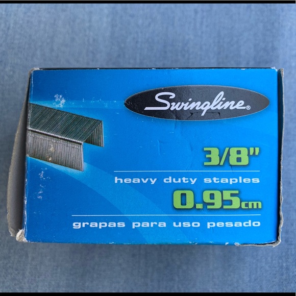 Swingline Standard Heavy Duty Staples, 3/8" Leg (Gift with Purchase) - Picture 4 of 6